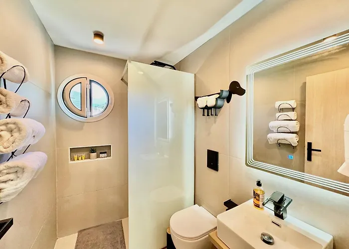 Apartment Acharavi *