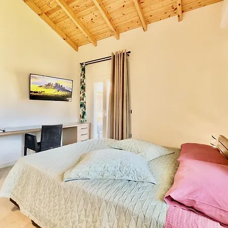 Acharavi Appartement